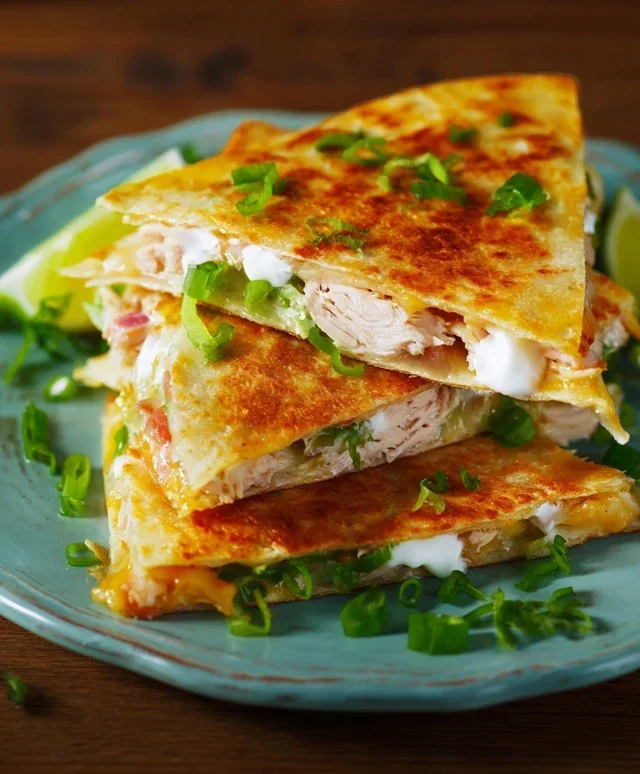 Keto Chicken Quesadilla
